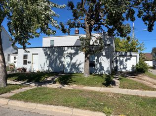 215 9th St NW, Bemidji, MN 56601