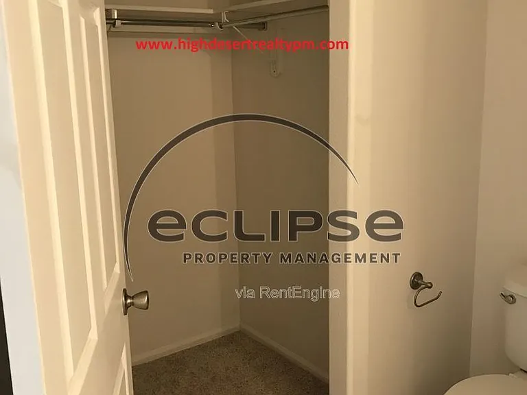 2463 1/2 Theresea Ln — Photo 9