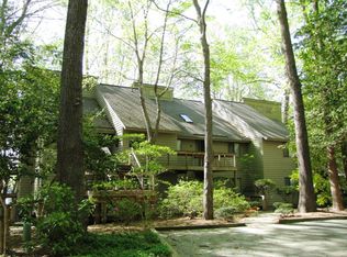 68-A Villa Ridge Dr, Hartfield, VA 23071