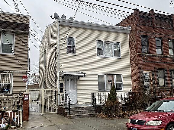 4th image of 9716 90th St