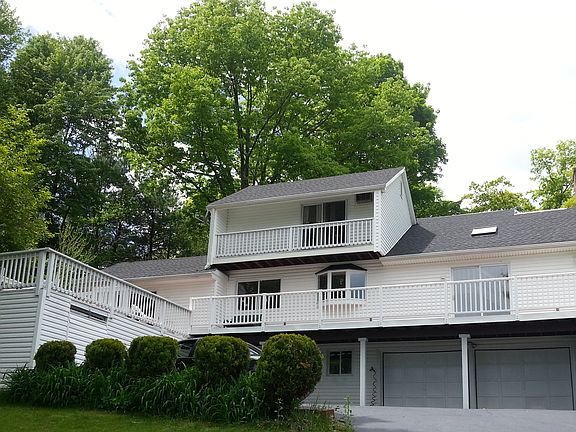 3rd image of 9 Talcott Range Dr