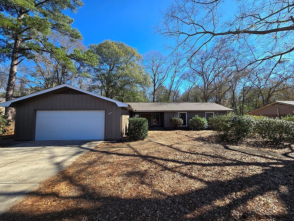 1st image of 2904 Heritage Dr