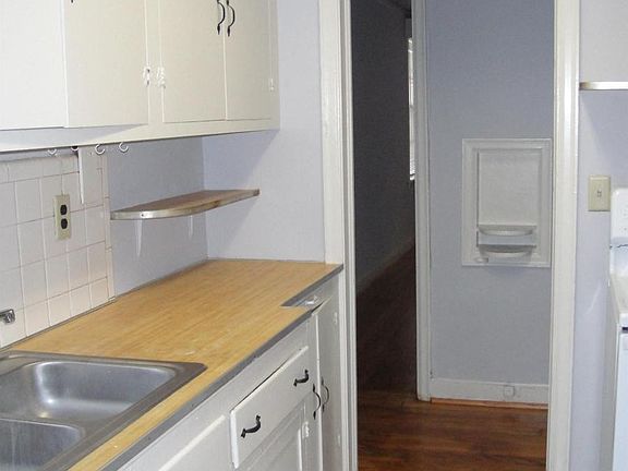 4th image of 200 Dunn Dr