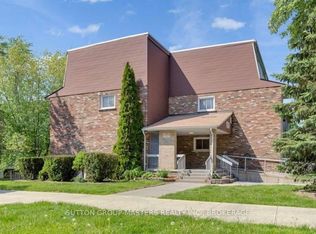 845 Milford Dr #305, Kingston, ON K7P1A7