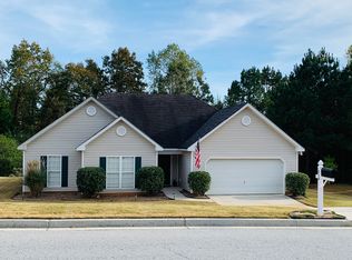 164 Towler Shoals Dr, Loganville, GA 30052