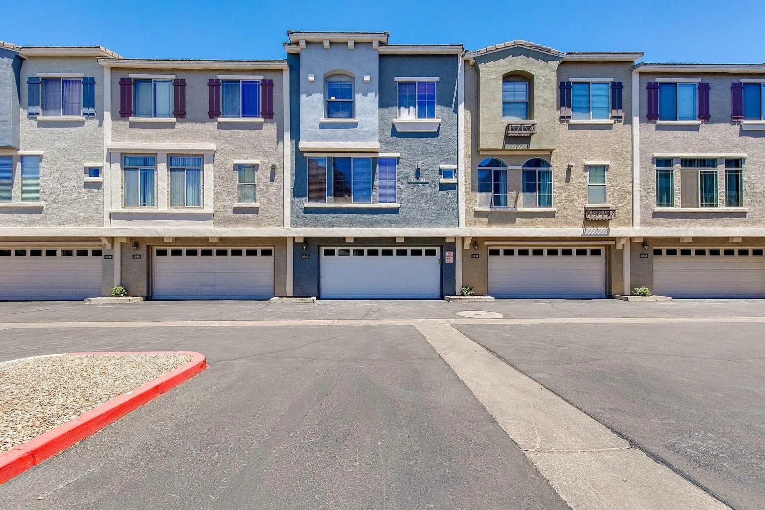 2 bed, 1100 sqft, $2,150 — Photo 1