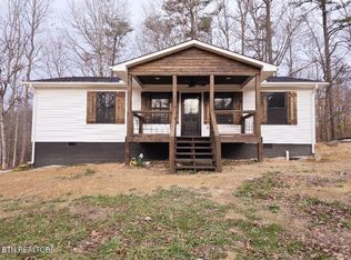815 Concord Rd, Robbins, TN 37852