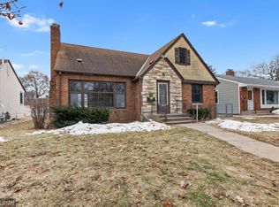 1468 California Ave W, Falcon Heights, MN 55108