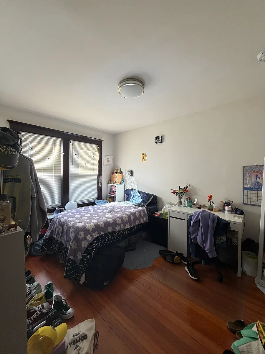 Building Photo - 72 Nonantum St #1