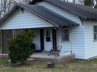 7865 Gatewood Rd, Fayetteville, WV 25840