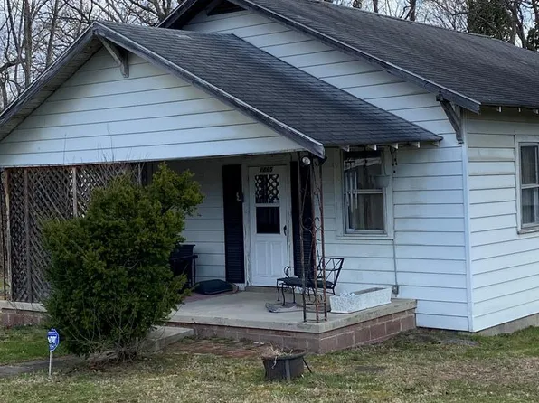 7865 Gatewood Rd, Fayetteville, WV 25840