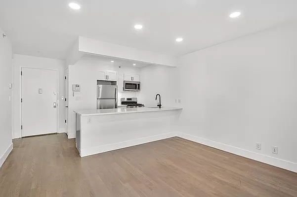 Rented by Ankor Management BH LLC | media 11