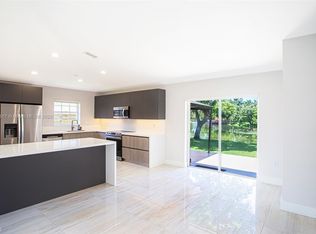 7940 SW 163rd Pl, Miami, FL 33193