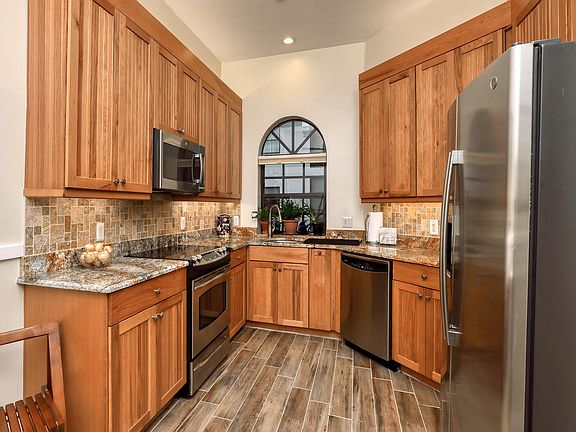 3rd image of 5139 Floria Way #J