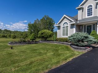 367 McKay Rd, Amsterdam, NY 12010