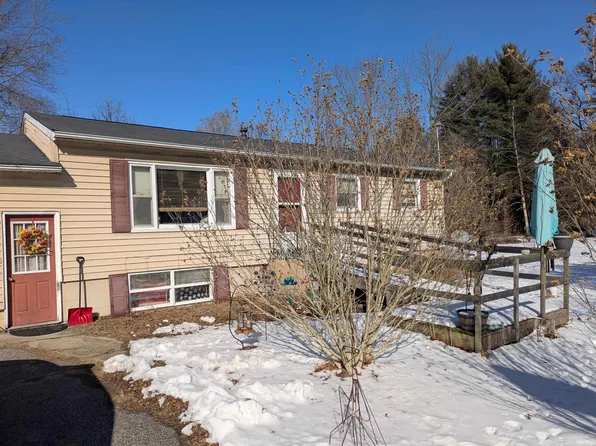 7560 E 350 S, Knox, IN 46534