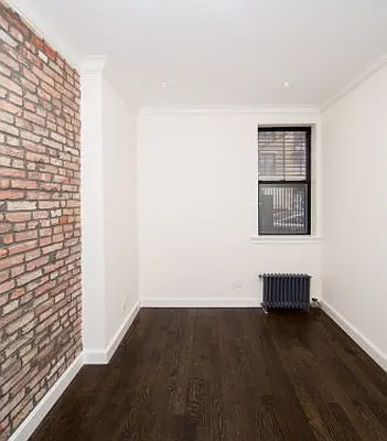 Rented by Icon Realty Management | media 12