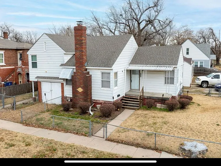 302 N Fern Ave #1 — Photo 8