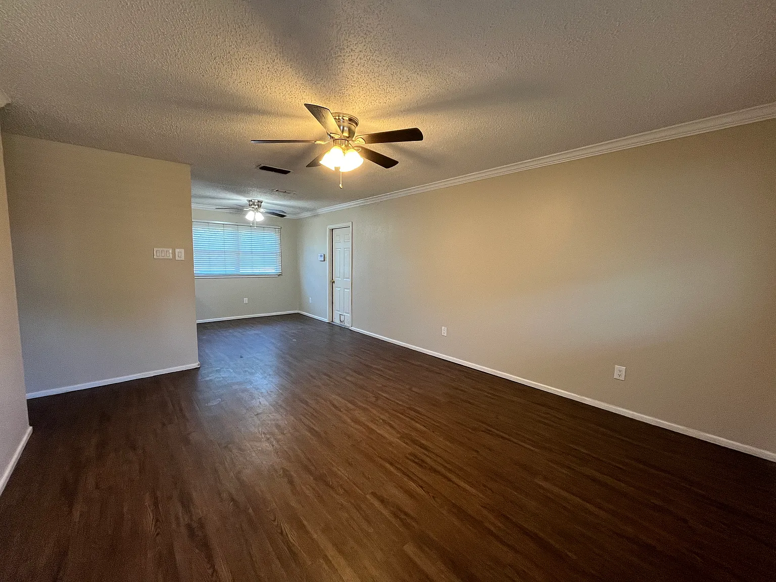 4 bed, 1236 sqft, $1,600 — Photo 4