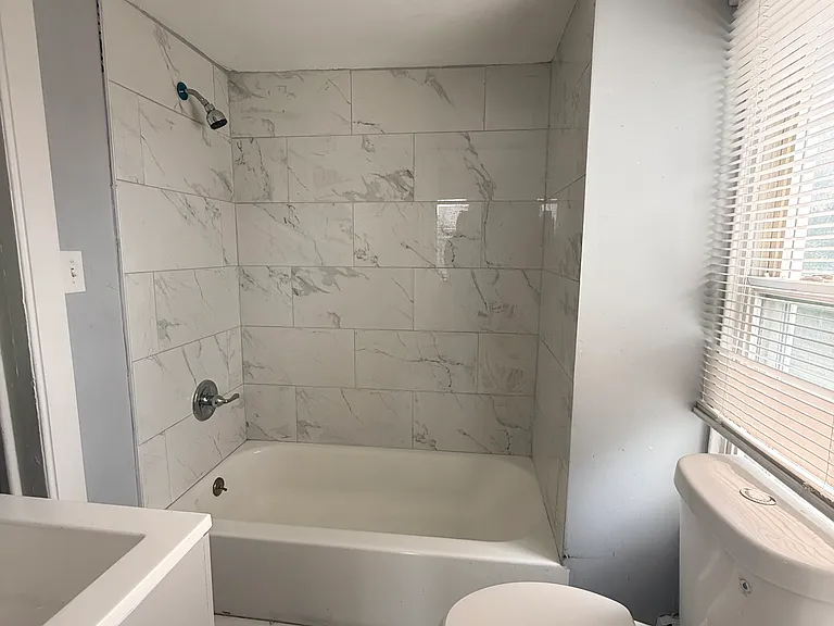 517 Wilde Ave #2 — Photo 7