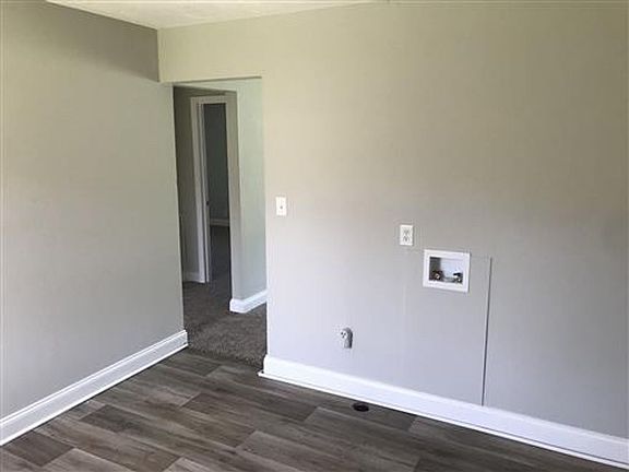 4th image of 715 Kent Dr APT B