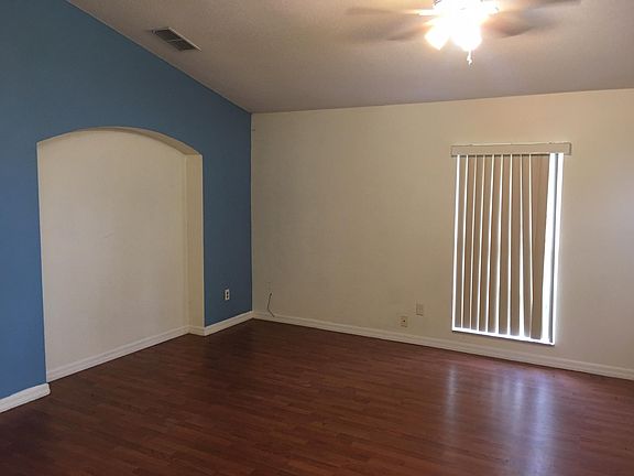 4th image of 7910 Oakstone Ct