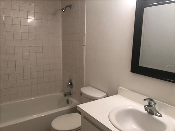3rd image of 5214 Via Hacienda Cir #A205