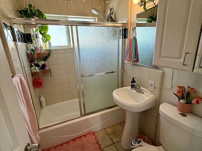 5085 Brighton Ave — Photo 6