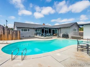 1438 Moon Rd, Vista, CA 92083