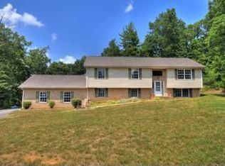 421 Reid Rd, Lexington, VA 24450