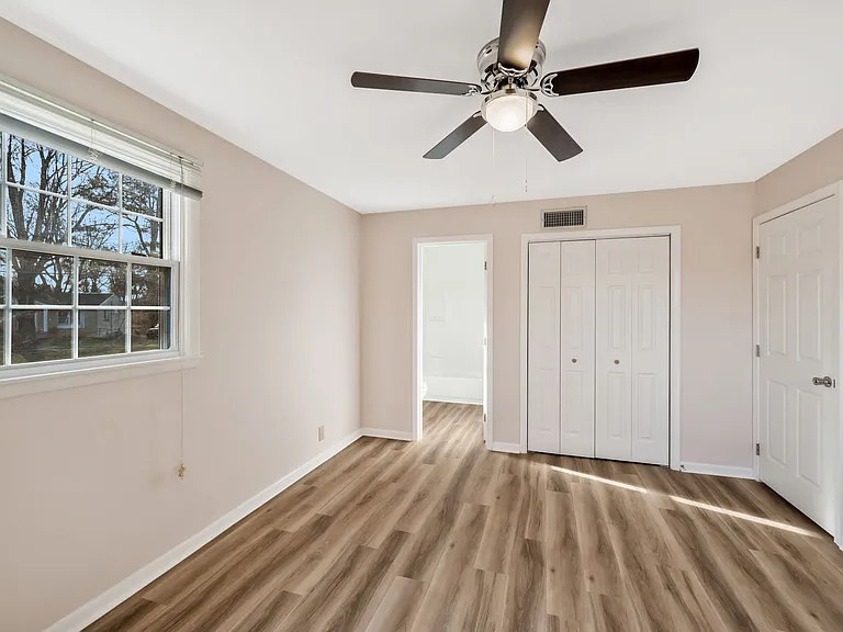 138 Roberta Dr — Photo 7