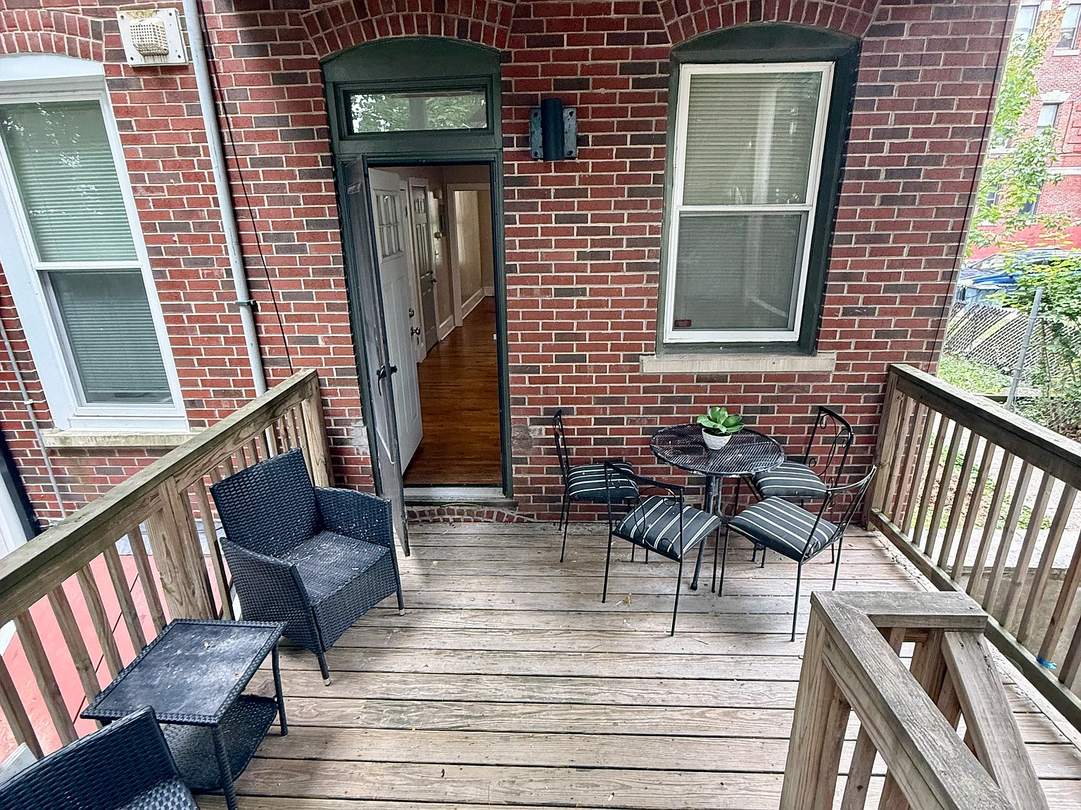 1 bed, 600 sqft, $2,100 — Photo 3