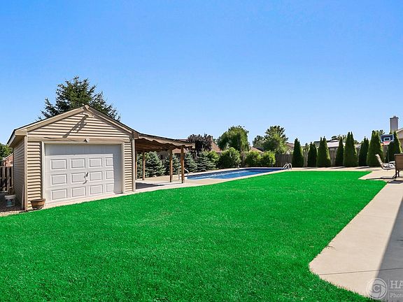 5216 32nd St. Kenosha, WI25