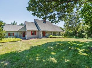 92 Dascomb Rd, Andover, MA 01810