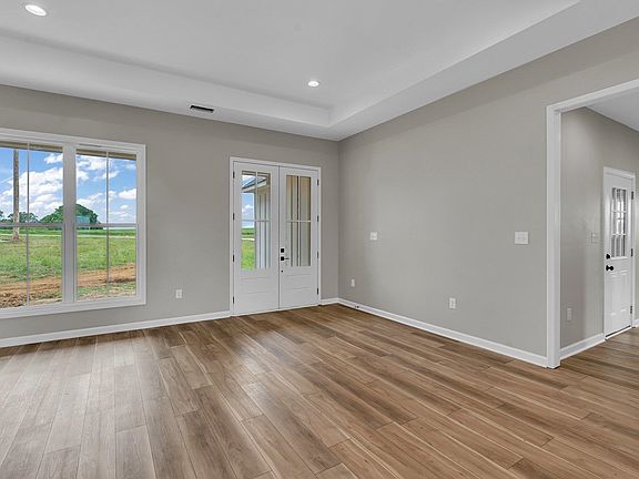 4th image of 995 Wortham Dr