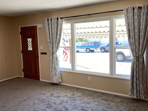 4th image of 2171 Falmouth Dr