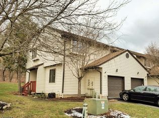 15 Oriole Ter, Newton, NJ 07860