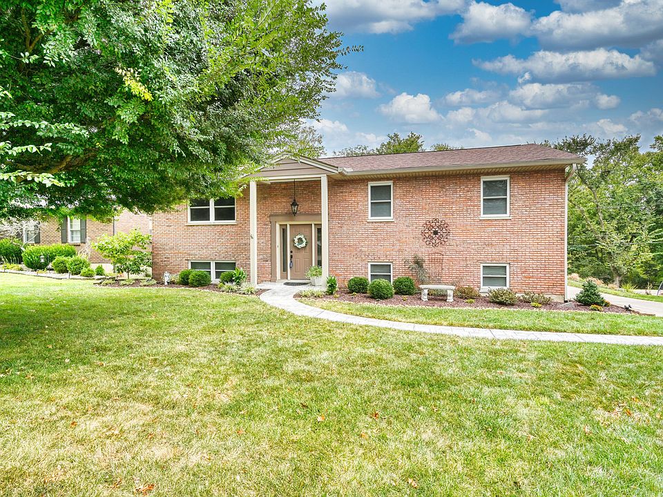 1st image of 415 Shannon Dr