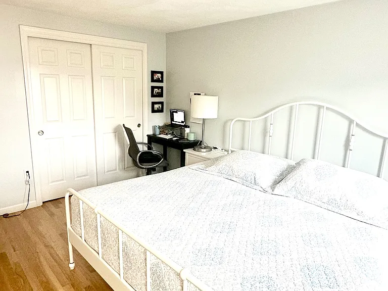 28 Evergreen Ave #28 — Photo 5