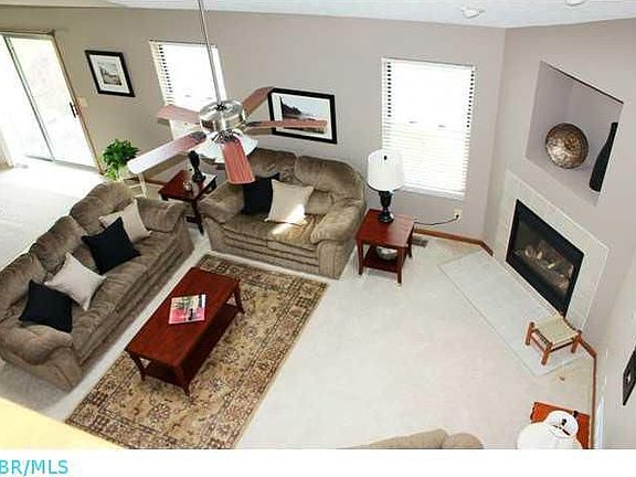 5th image of 6831 Pine Hollow Dr