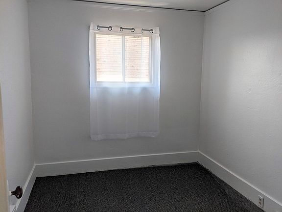 5th image of 523 Dr Martin Luther King Way