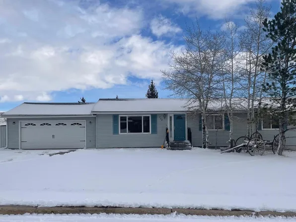 708 Beech Avenue, Kemmerer, WY 83101