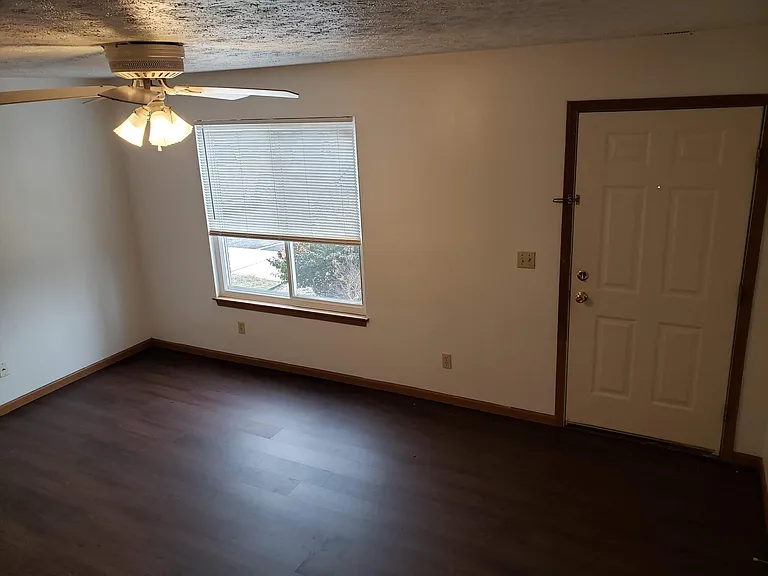 3546 Bethel Dr — Photo 5