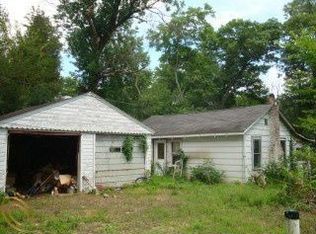 10975 Monticello Rd, Pinckney, MI 48169