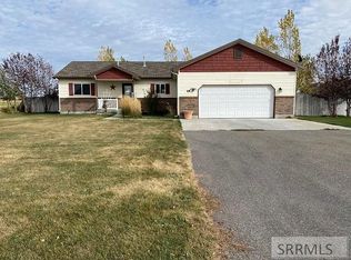 28 N White Pine Ln, Rigby, ID 83442