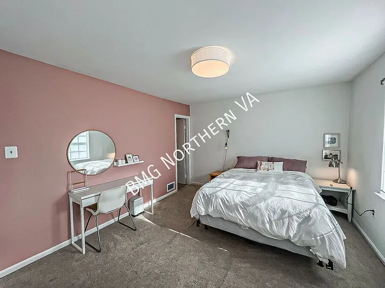 7711 Trevino Ln — Photo 11