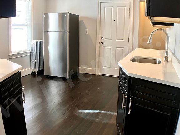 4th image of 74 Weld Hill St #2RAEKULIK