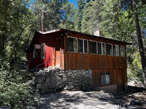 9244 Wood Rd, Forest Falls, CA 92339