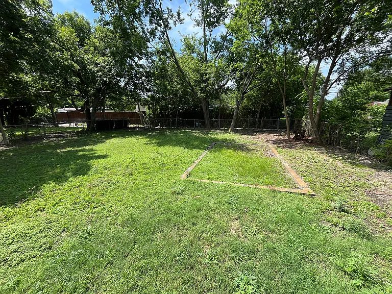 2314 Blyth Dr — Photo 24