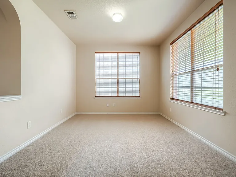 6517 Renewal Rd — Photo 34